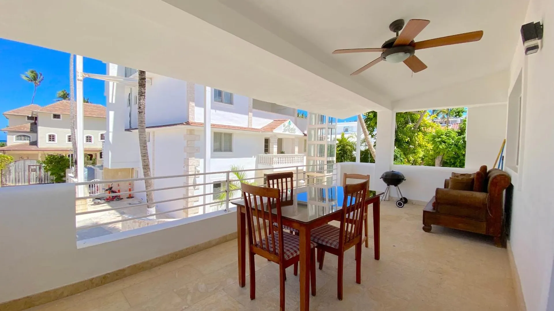 Ξενοδοχείο με διαμερίσματα Tropical Suites And Villas - Los Corales Beach - Great Location With Many Restaurants Πούντα Κάνα
