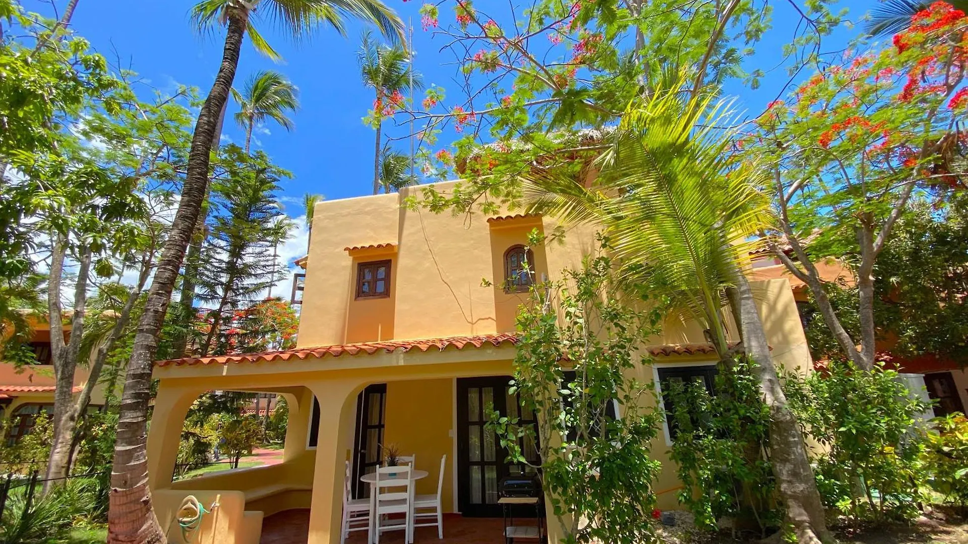 Ξενοδοχείο με διαμερίσματα Tropical Suites And Villas - Los Corales Beach - Great Location With Many Restaurants Πούντα Κάνα