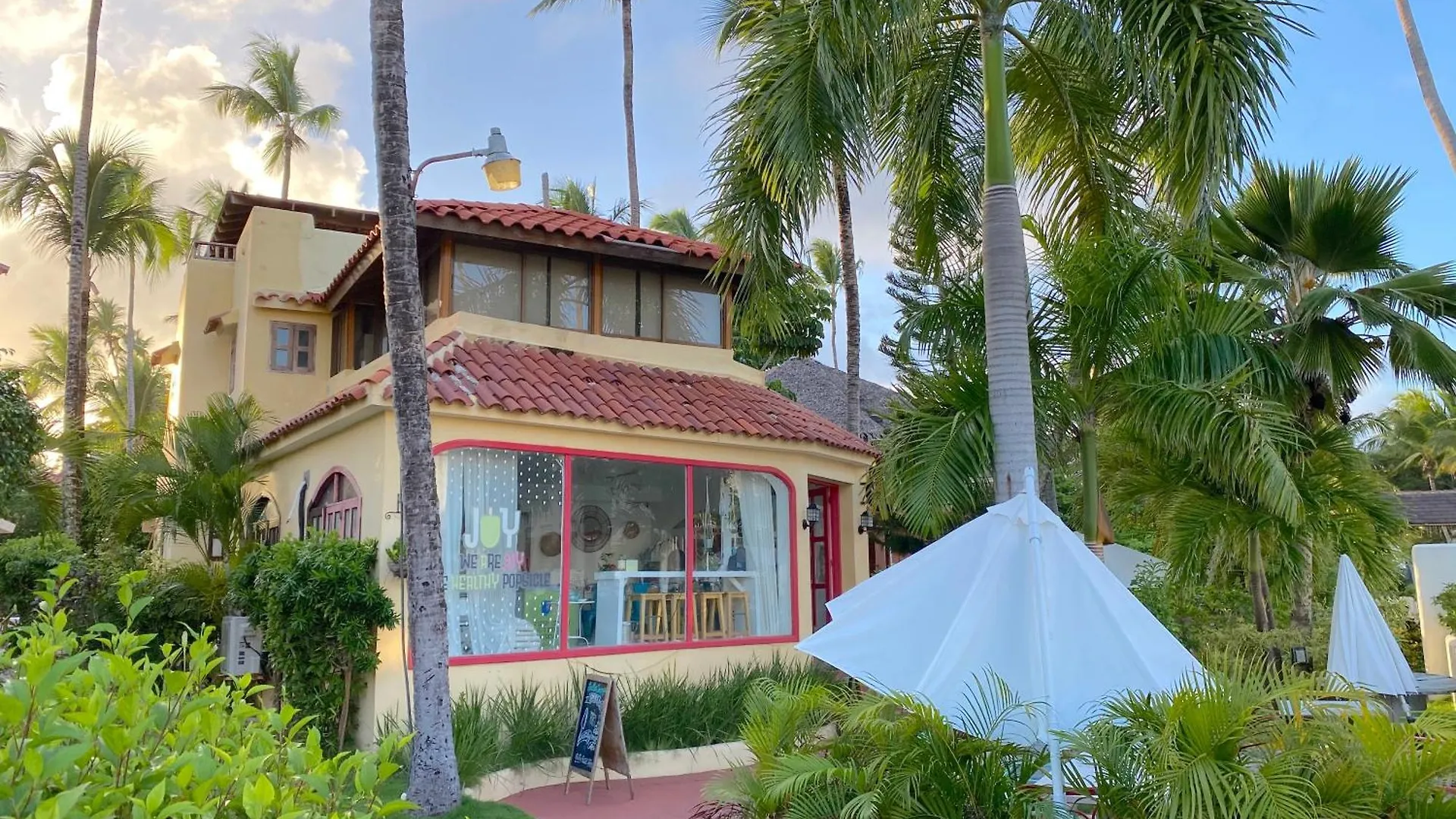 ***** Apart Otel Tropical Suites And Villas - Los Corales Beach - Great Location With Many Restaurants Punta Cana Dominik Cumhuriyeti