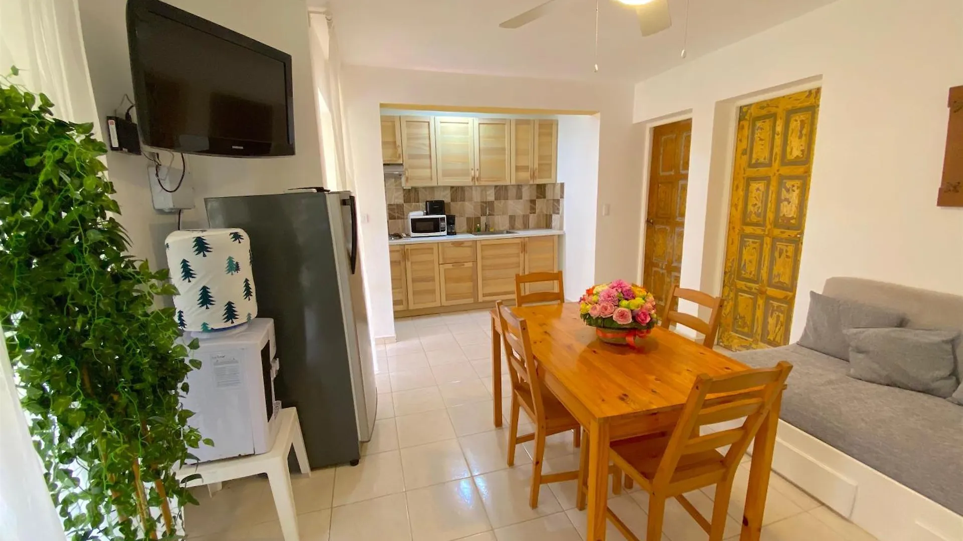 Tropical Suites And Villas - Los Corales Beach - Great Location With Many Restaurants Punta Cana 5*,  Dominik Cumhuriyeti