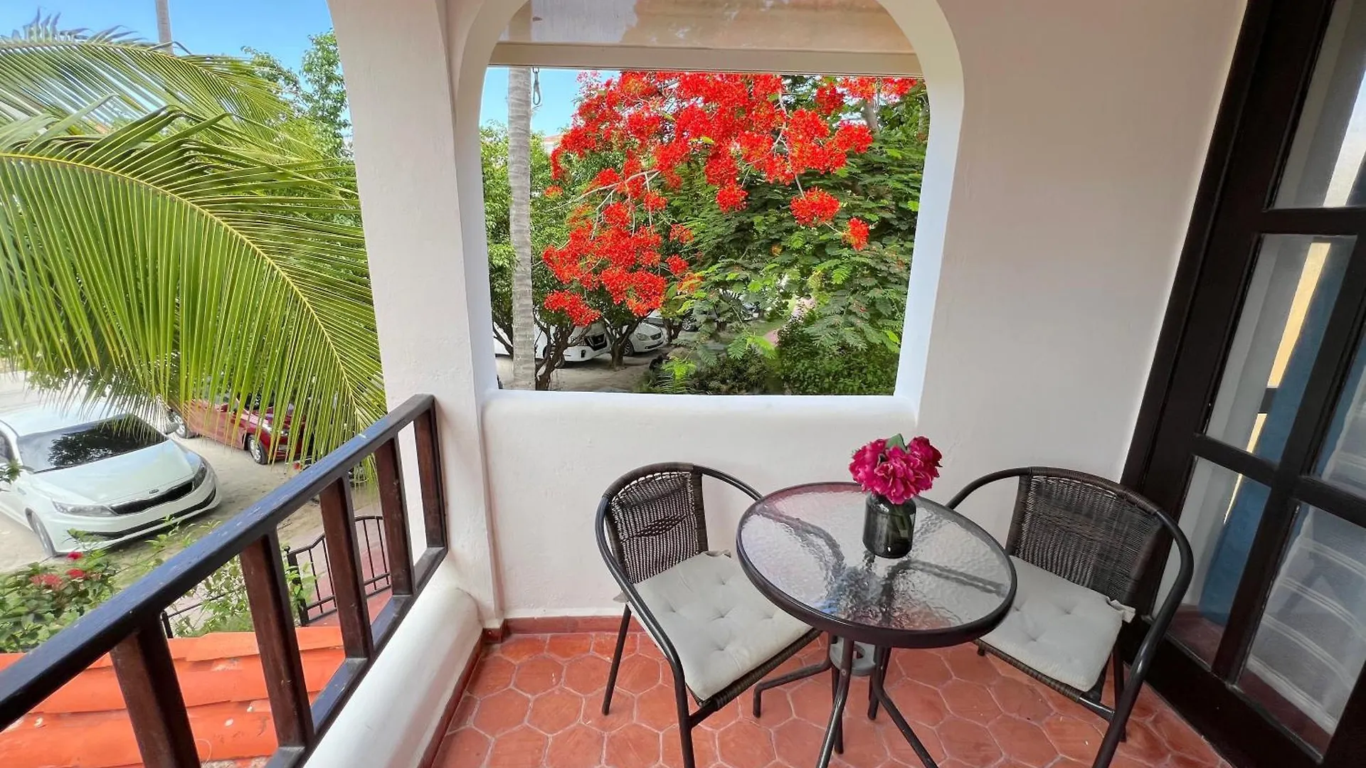 Tropical Suites And Villas - Los Corales Beach - Great Location With Many Restaurants Punta Cana 5*,