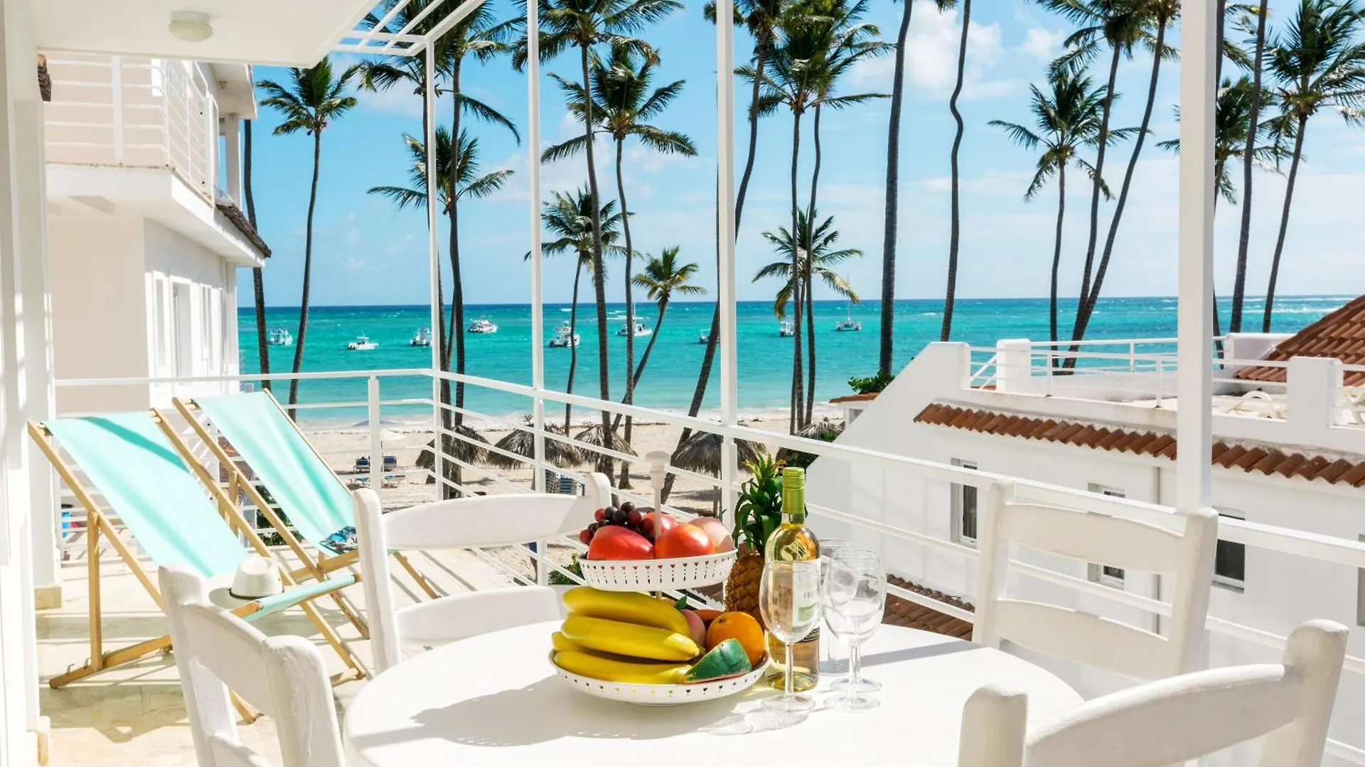 Tropical Suites And Villas - Los Corales Beach - Great Location With Many Restaurants location
